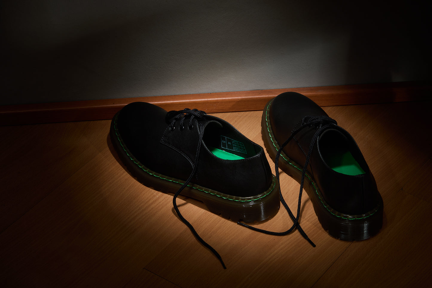 Klasyczne Wegańskie Buty Unisex - Advocate Footprints, Wygodne, Oddychające i Wszechstronne do Codziennego Użytku i Stylizacji Półformalnych